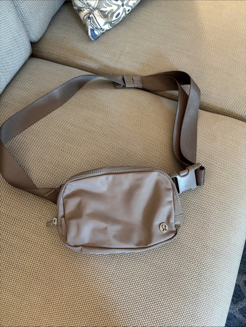 lululemon athletica Brown Men's Belt Bag